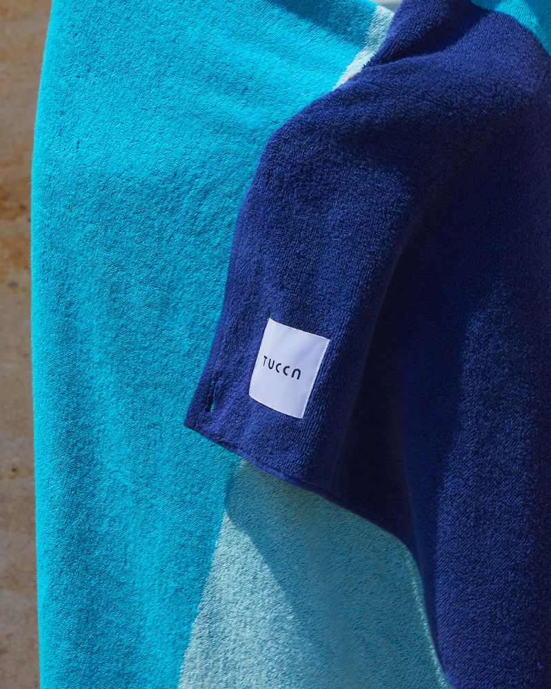 Detalle Toalla Tucca Swell azul